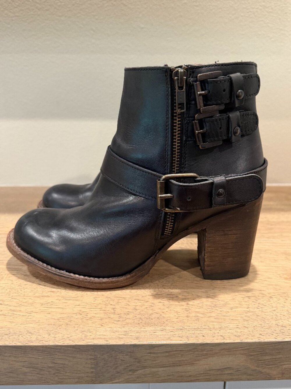 Freebird by Steven Bolo Black Leather Buckle Ankle Boots Size 9